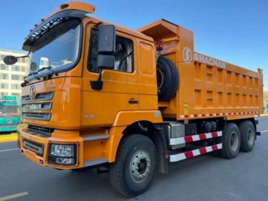 SHACMAN Export Tipper Dump Truck F3000 6x4 380 EuroII Giallo Esperienza di guida di lusso