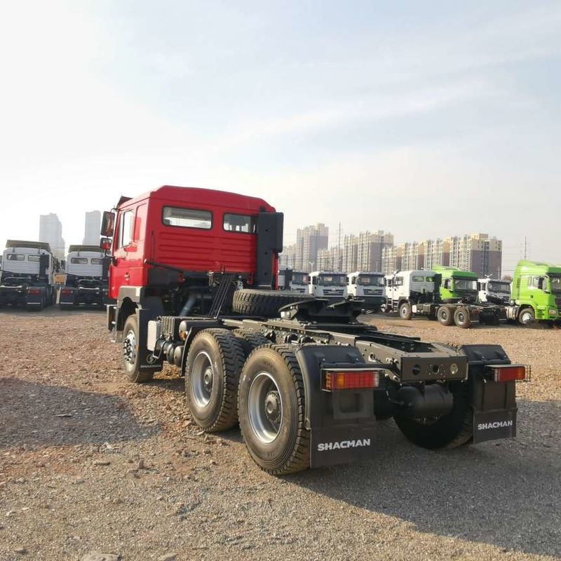 Rosso SHACMAN F3000 375HP Euro V 6 ruote motore di trattore 4x2 WEICHAI