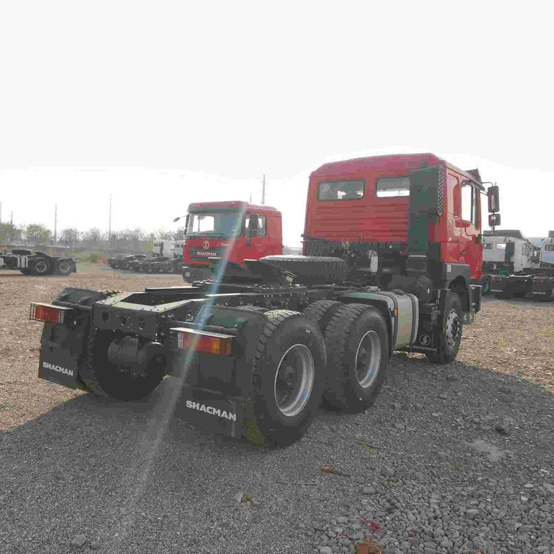 Rosso SHACMAN F3000 375HP Euro V 6 ruote motore di trattore 4x2 WEICHAI