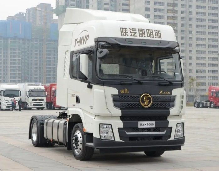 Manuale cambio di marcia 10 ruote trattore camion SHACMAN 430hp X3000 4x2 doppia cabina dormiente testa del trattore